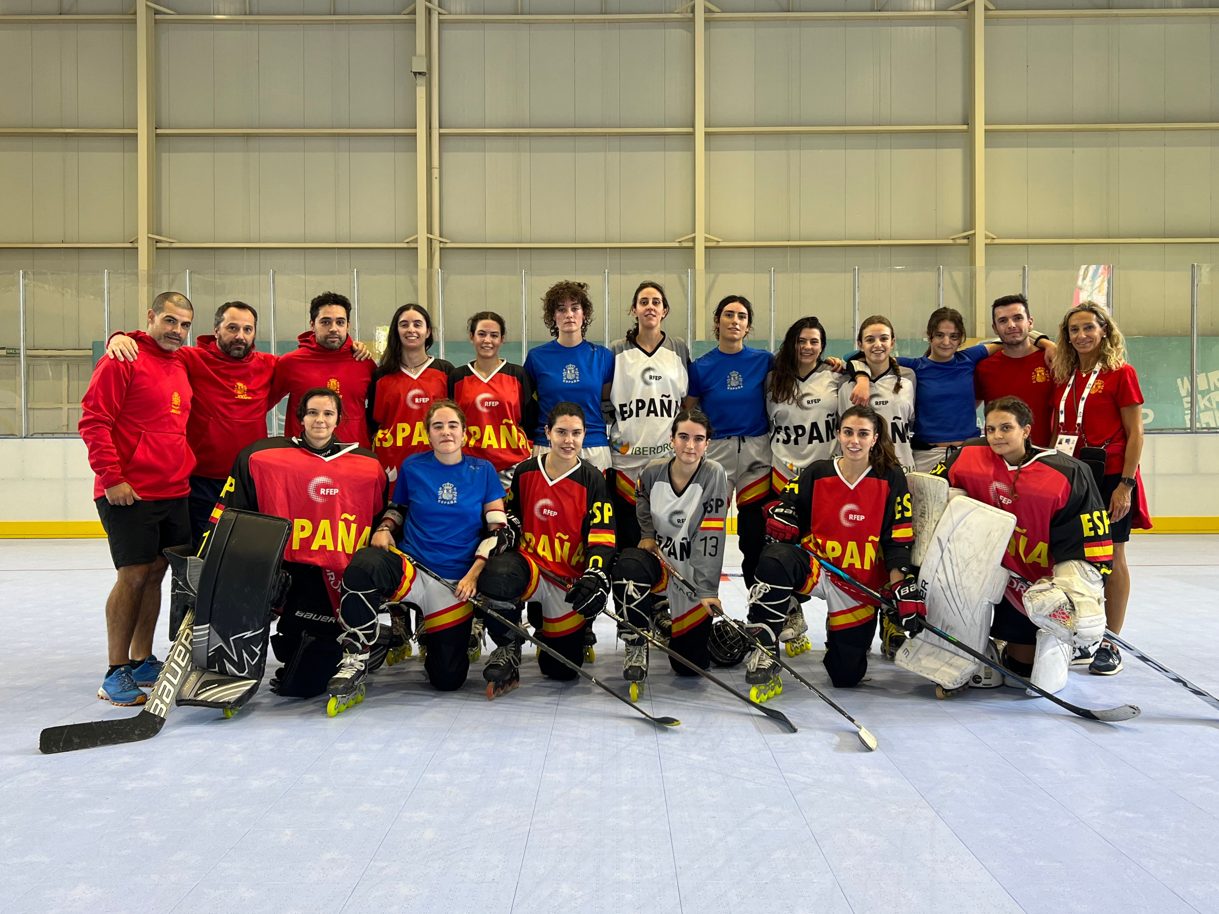 Las selecciones españolas de hockey línea citan la historia en los World Skate Games de Argentina 2022 - Linea
