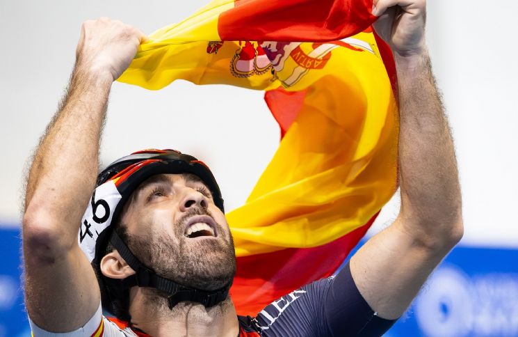 Chevi Guzmn suma un oro y una plata en el Mundial de China