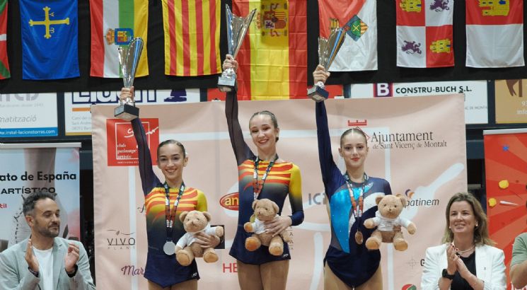 JOSEP VILADRICH Y MARTA AZNAR SE PROCLAMAN CAMPEONES DE ESPAA INFANTIL